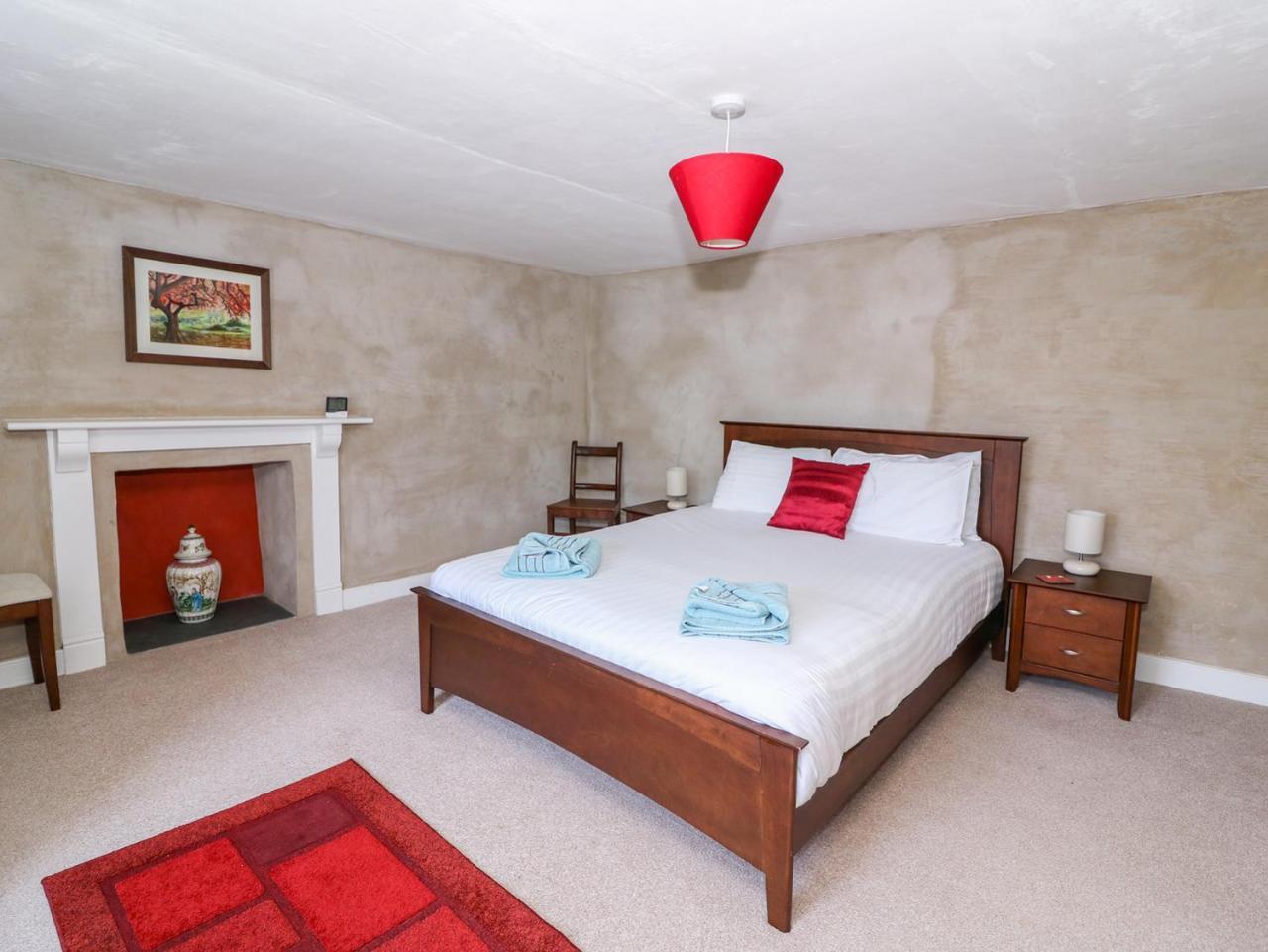 Llwyncadfor Farm Villa Llangunllo Buitenkant foto