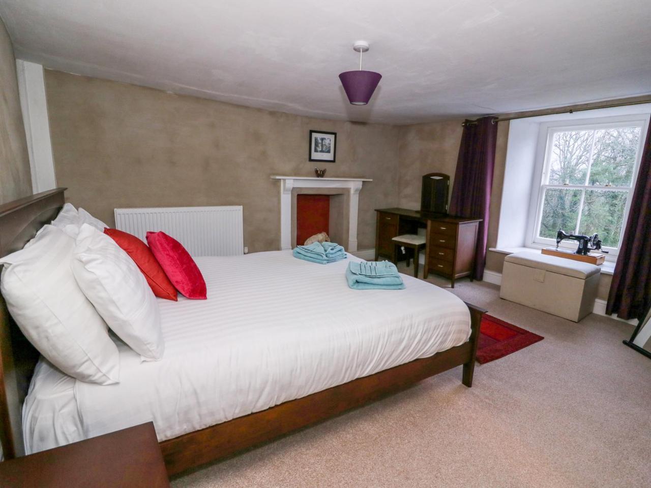 Llwyncadfor Farm Villa Llangunllo Buitenkant foto
