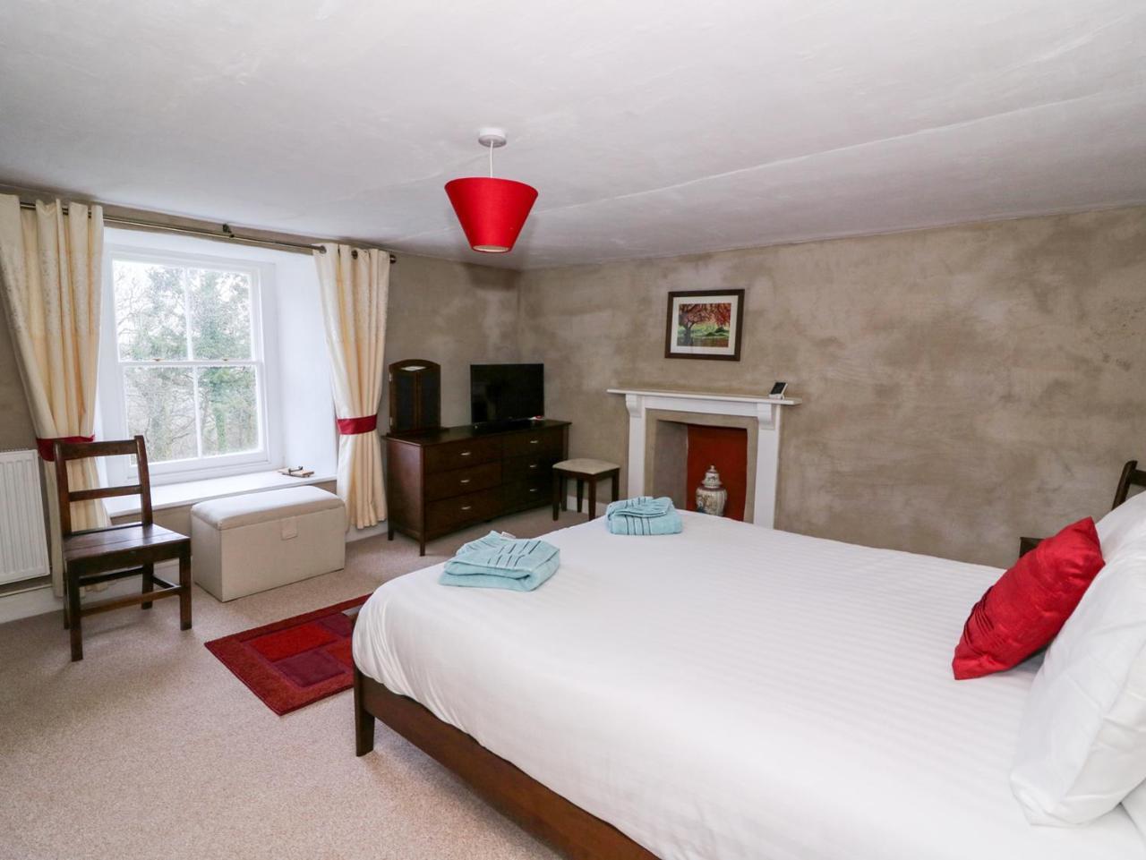 Llwyncadfor Farm Villa Llangunllo Buitenkant foto